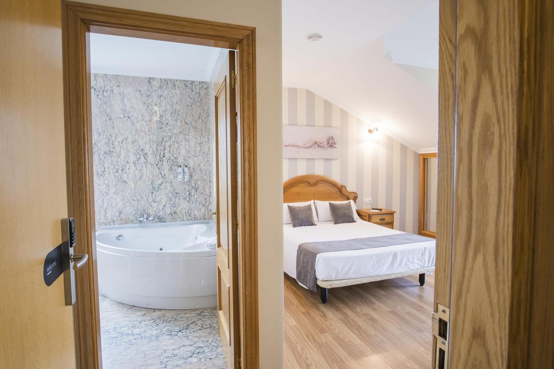 Alda Alpina Otel Villanueva De Arosa Dış mekan fotoğraf