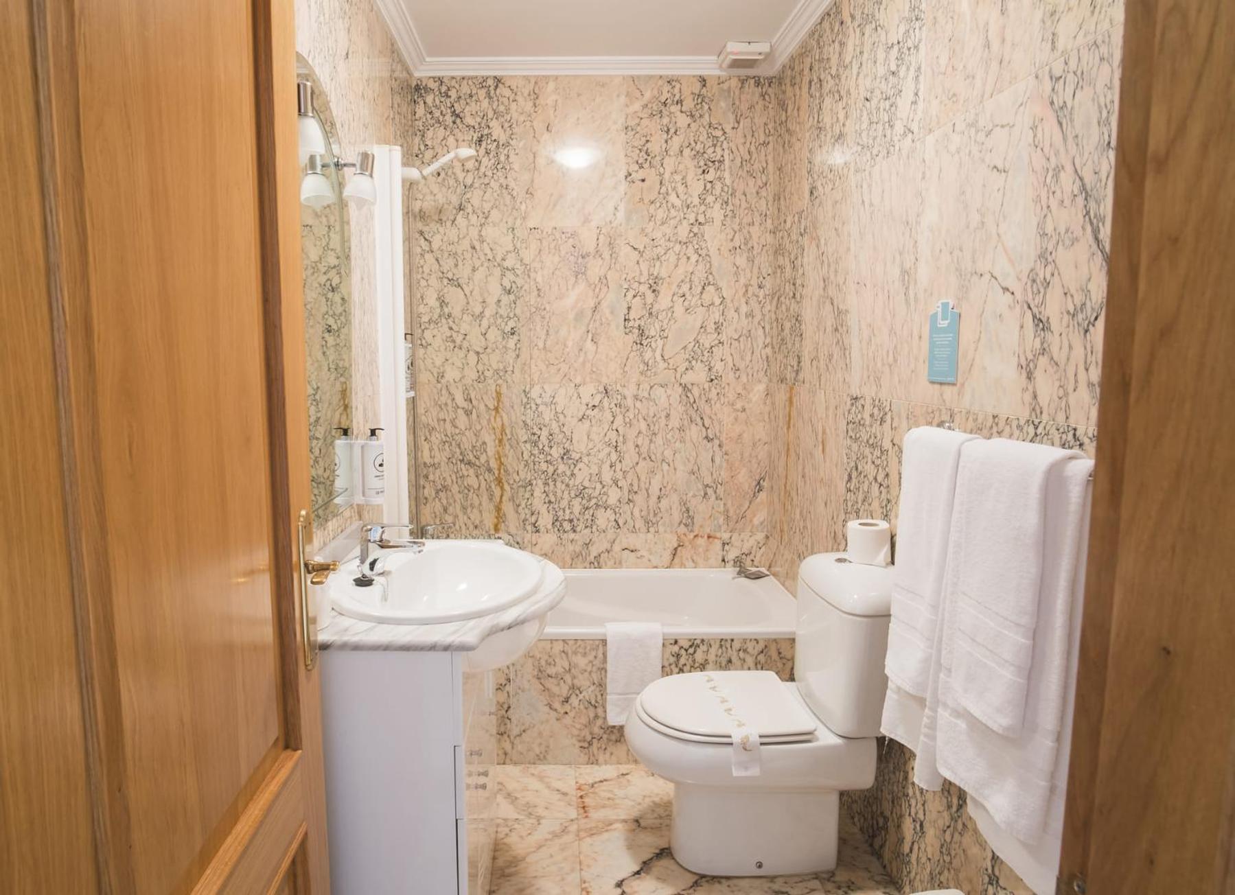 Alda Alpina Otel Villanueva De Arosa Dış mekan fotoğraf
